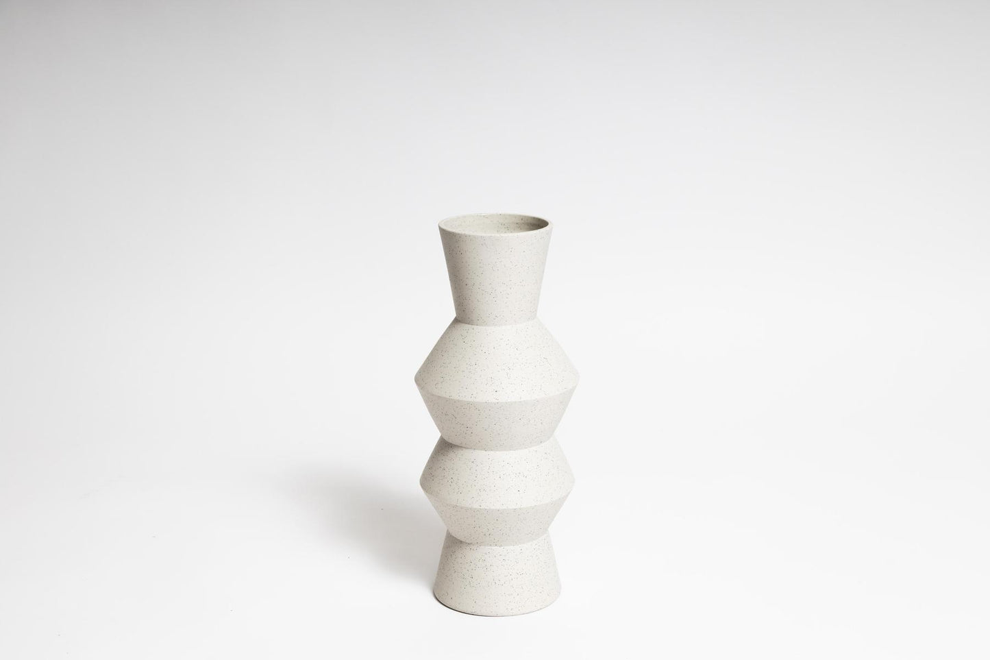 Divocs Vase - handmade ceramic