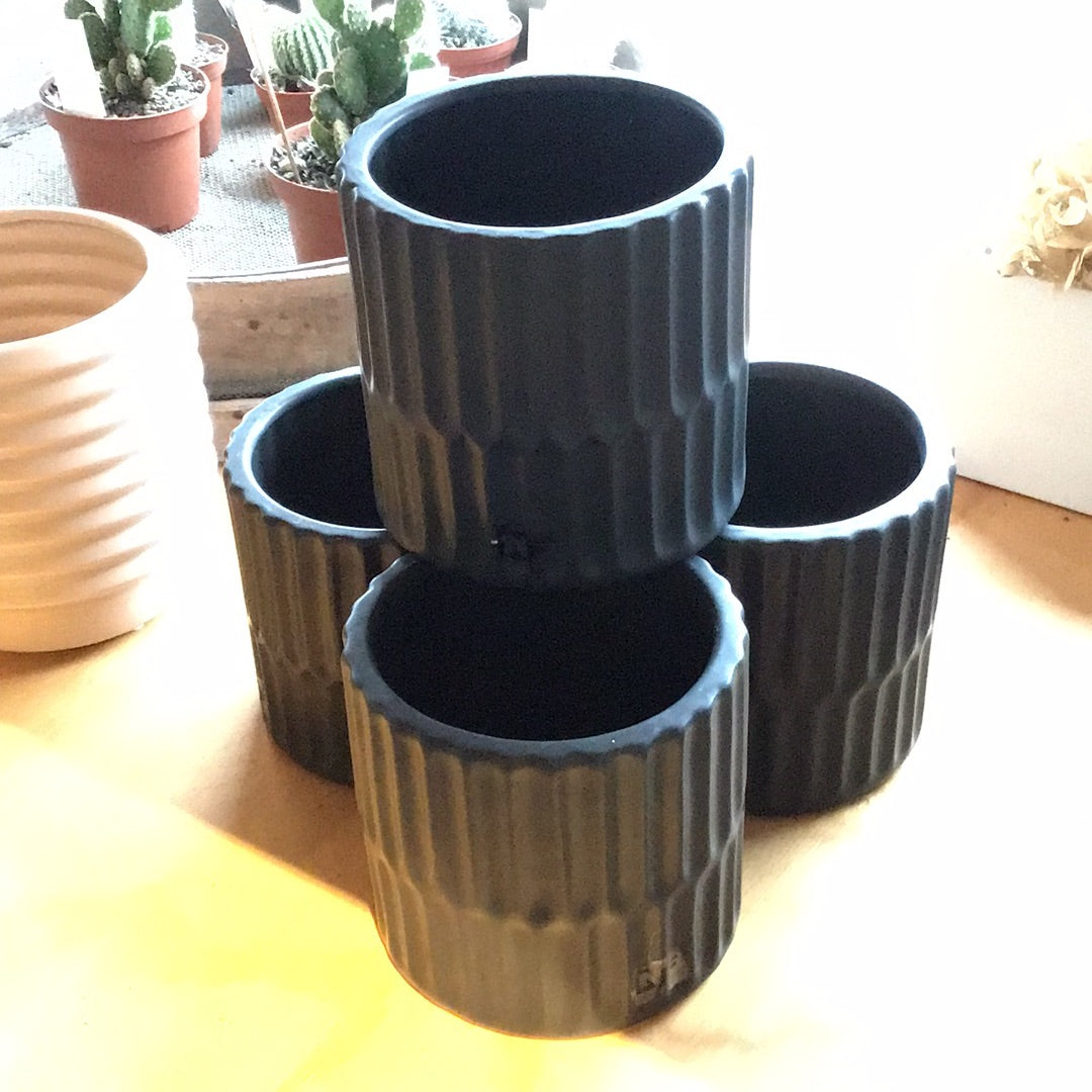 Pare pot - black